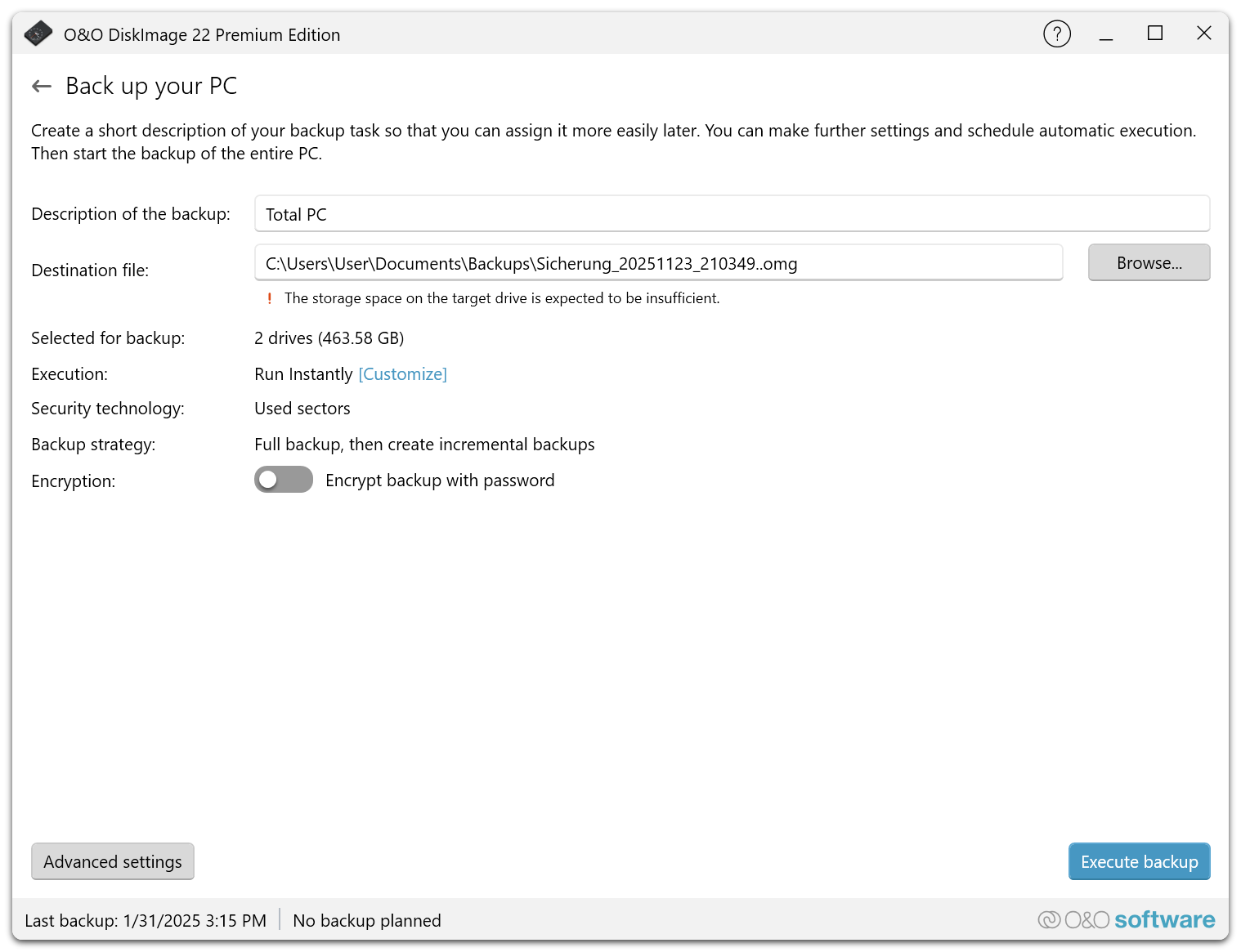 The page Back up your PC with the description of the backup, the destination file, the execution and the options Security technology, Backup strategy and Encryption.