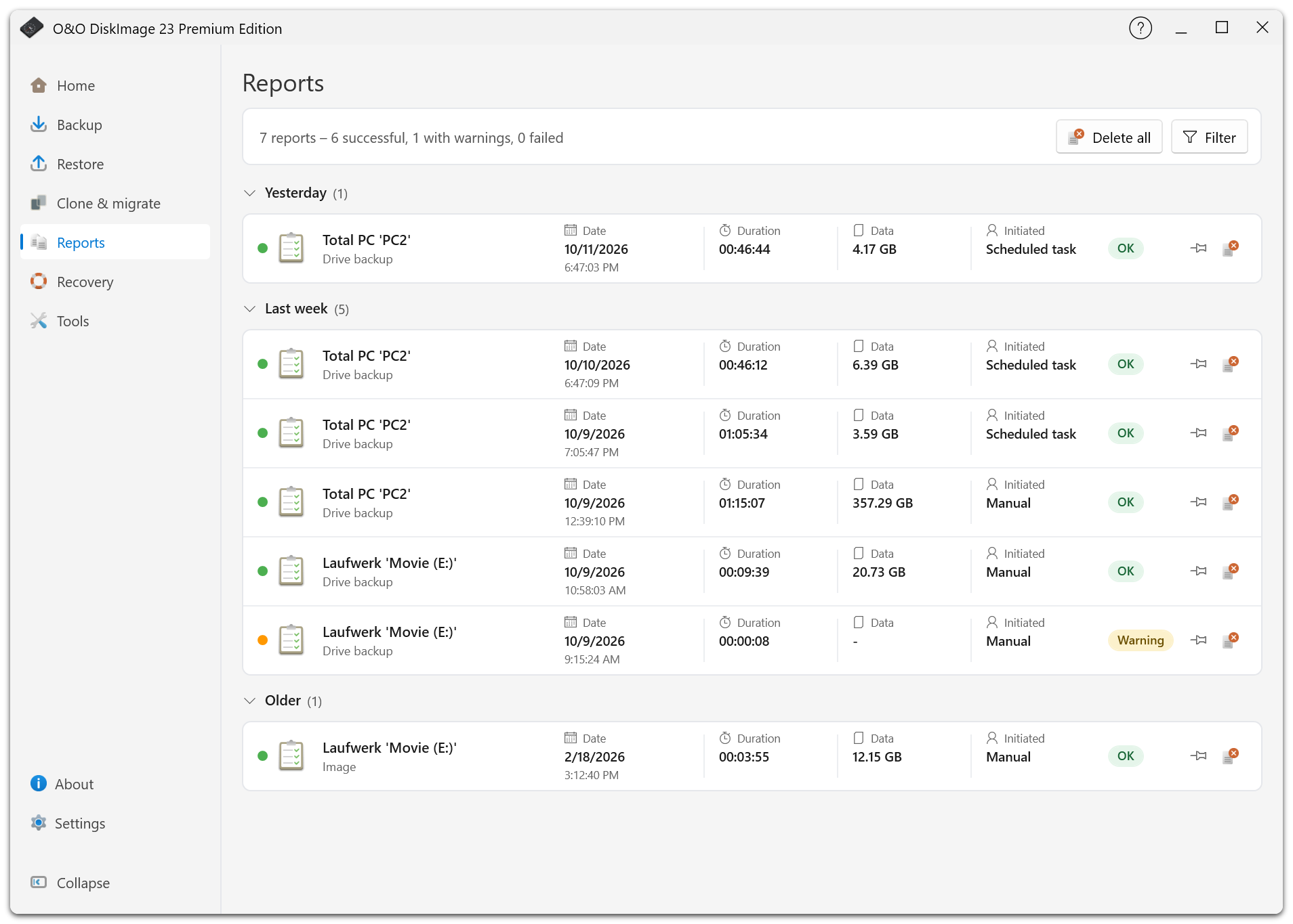 The reports overview lists completed operations with their date, duration, data volume, and result.