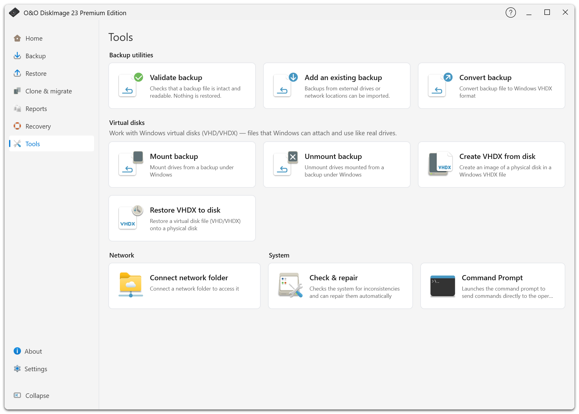 La vue d’ensemble des outils regroupe les utilitaires de sauvegarde, les disques virtuels et les fonctions réseau et système. (Interface en anglais.)